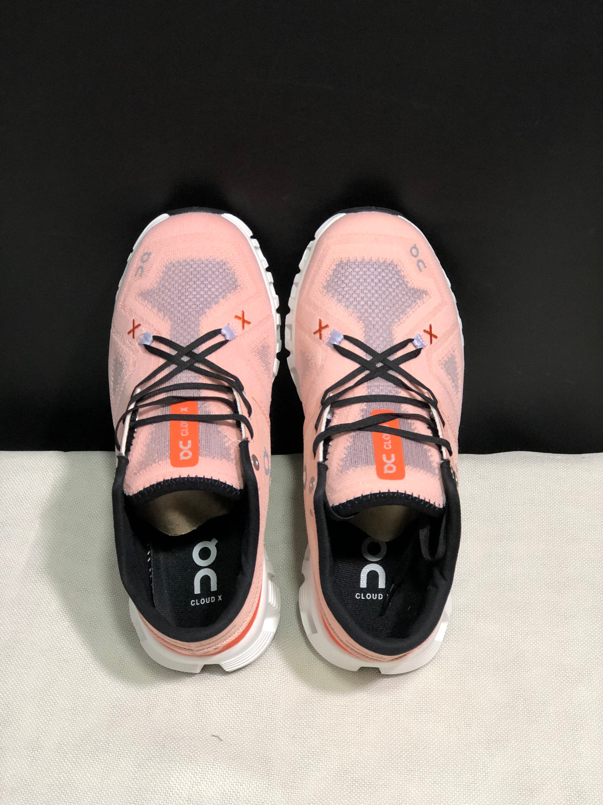On Running Shoes – Black & Orange