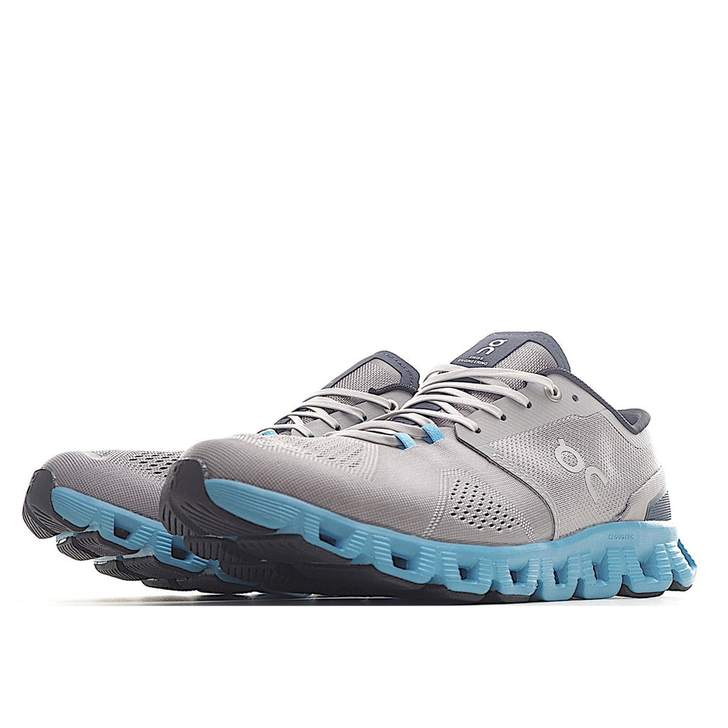 On Running Shoes – Black & Orange