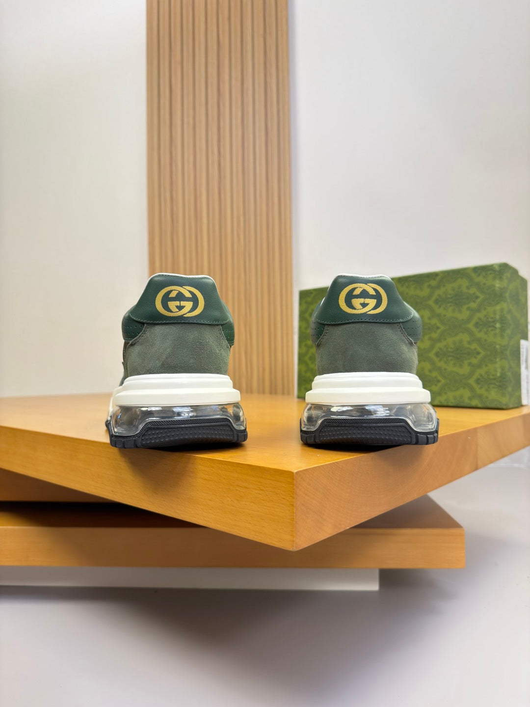 Gucci Casual Sneakers