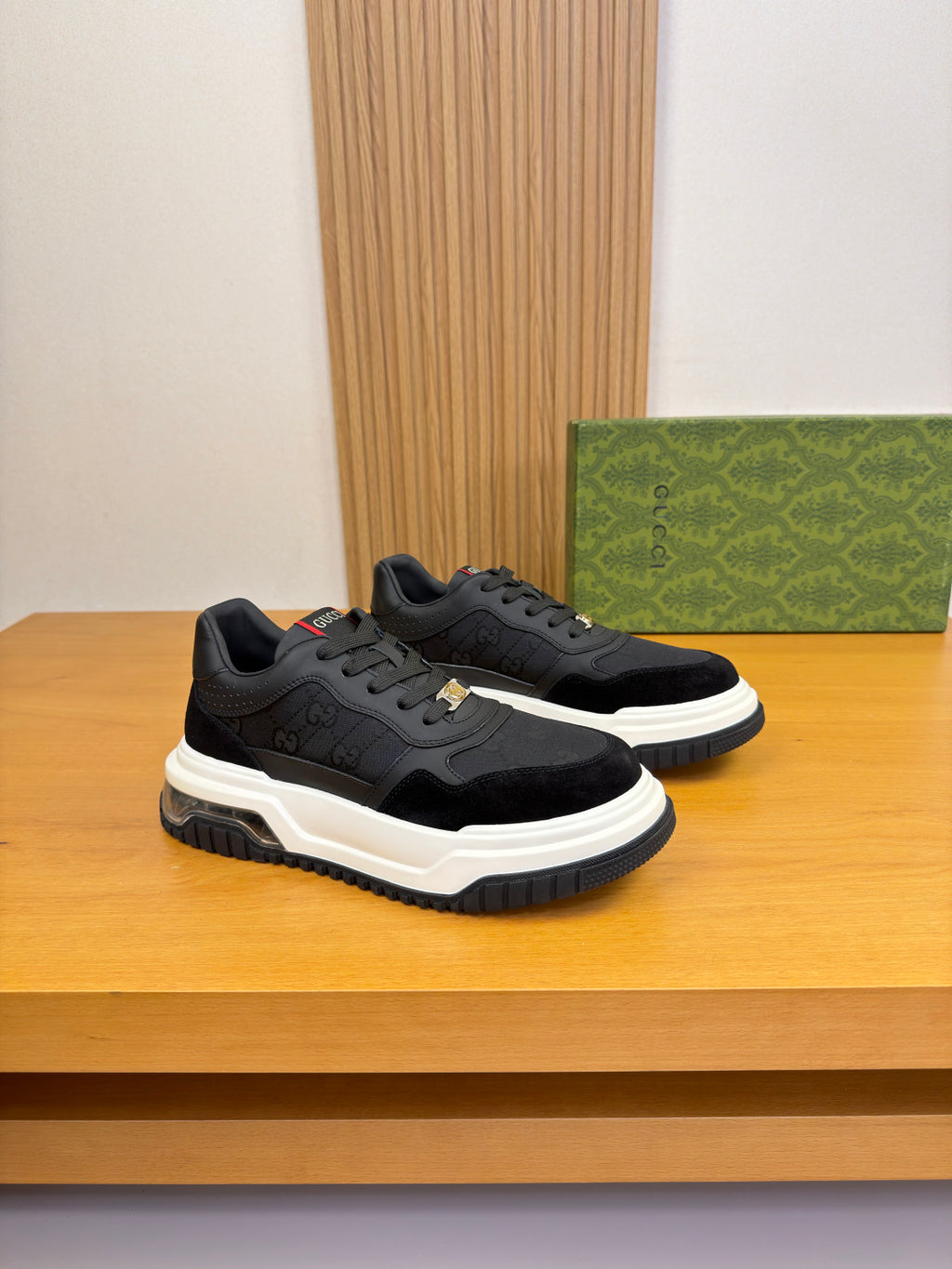 Gucci Casual Sneakers