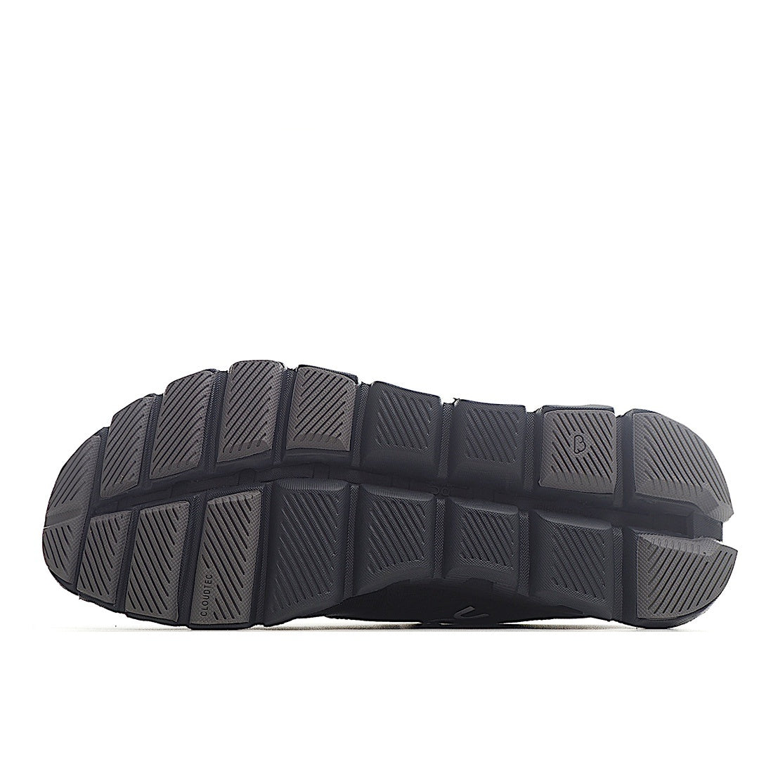 On Running Shoes – Black & Orange