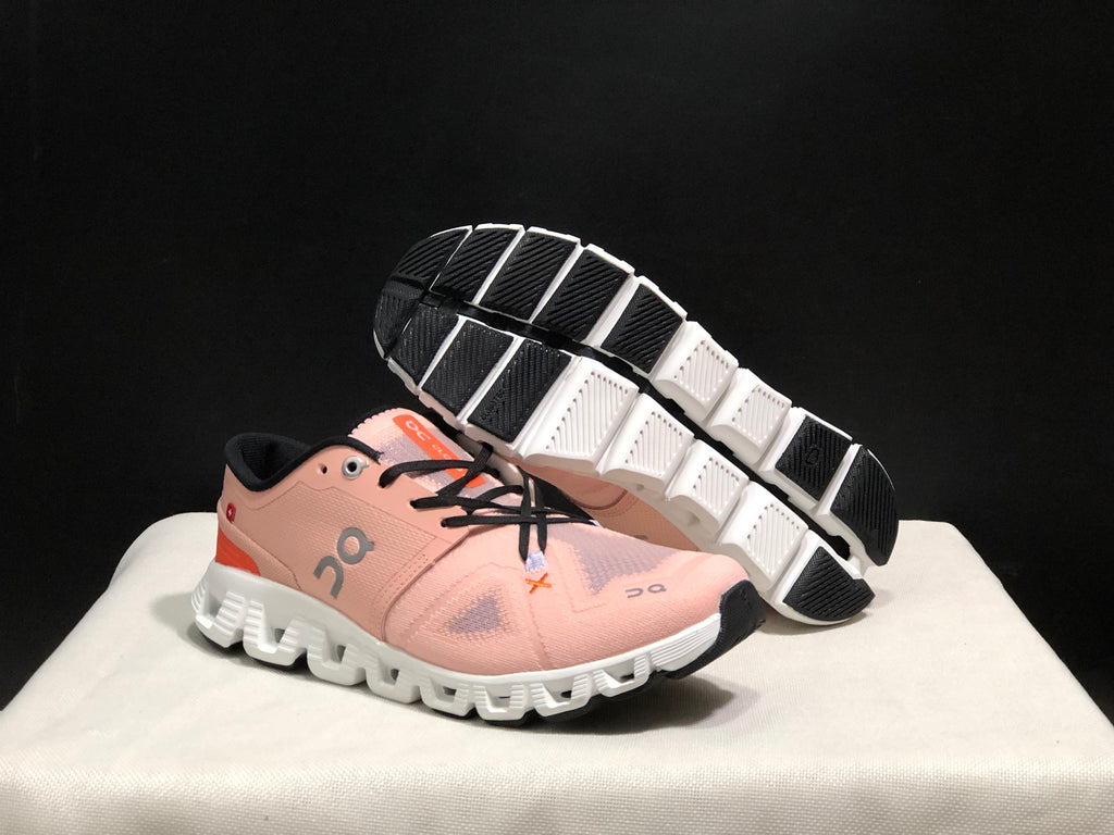 On Running Shoes – Black & Orange