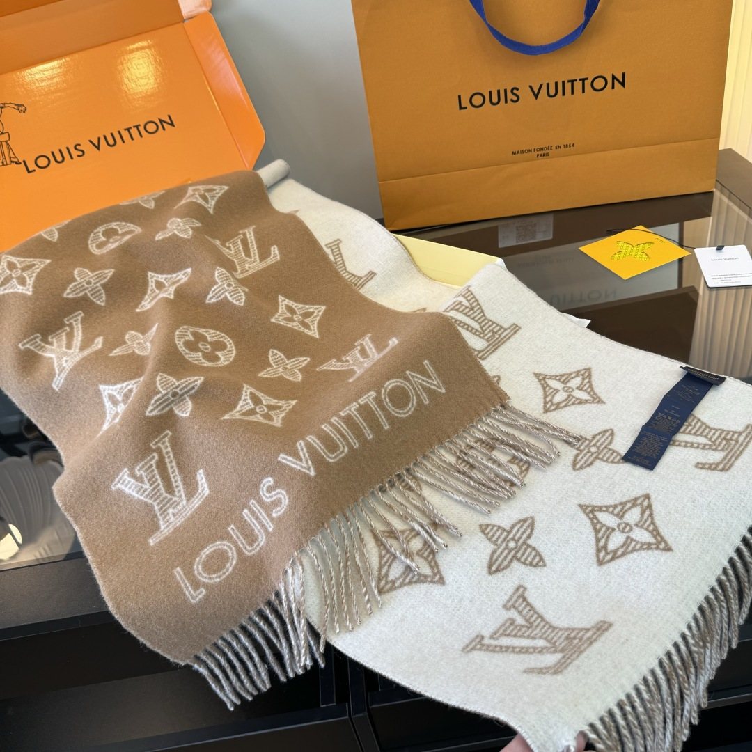 Louis Vuitton Reversible Monogram Knit Scarf