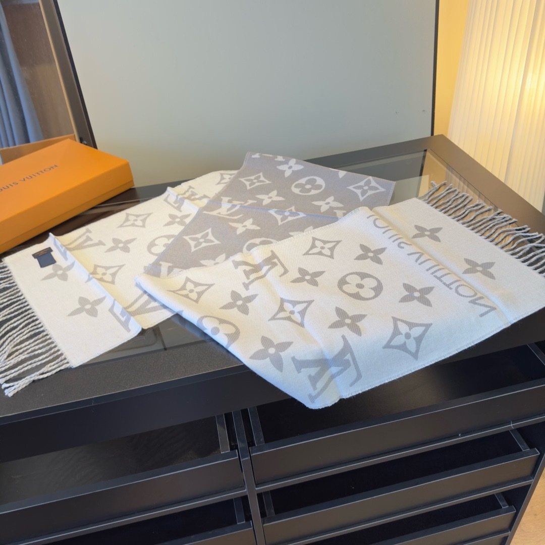 Louis Vuitton Oversized Monogram Wool Scarf - 180 x 30 cm